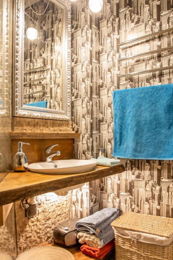 Art Luxury Apartment Burgas City Eksteriør billede