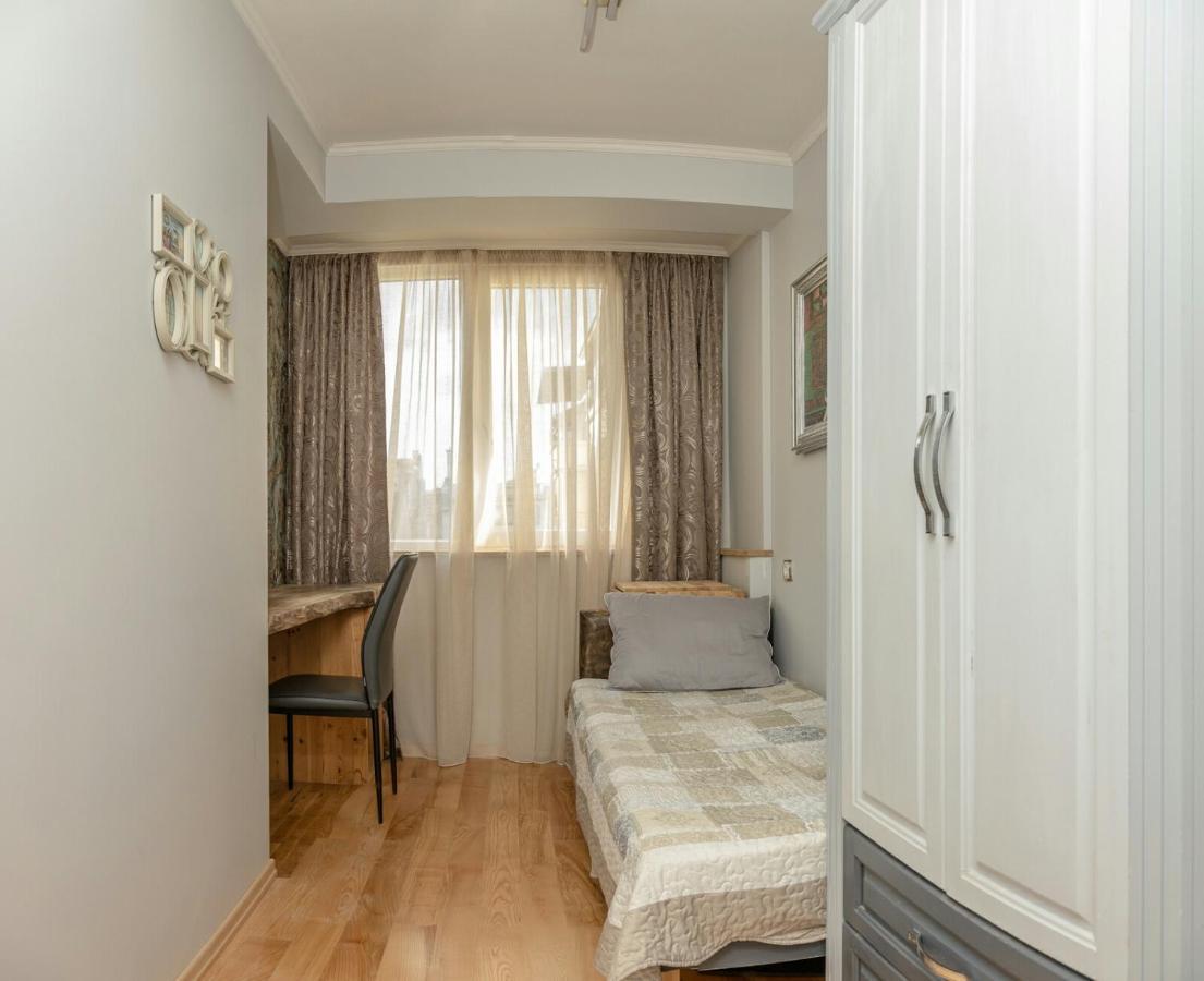 Art Luxury Apartment Burgas City Eksteriør billede