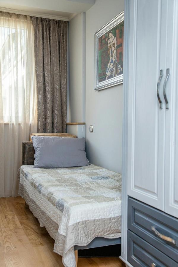 Art Luxury Apartment Burgas City Eksteriør billede